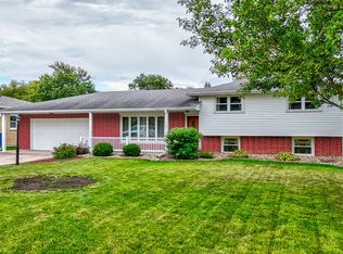 1517 Sharon Rd, Streator, IL 61364