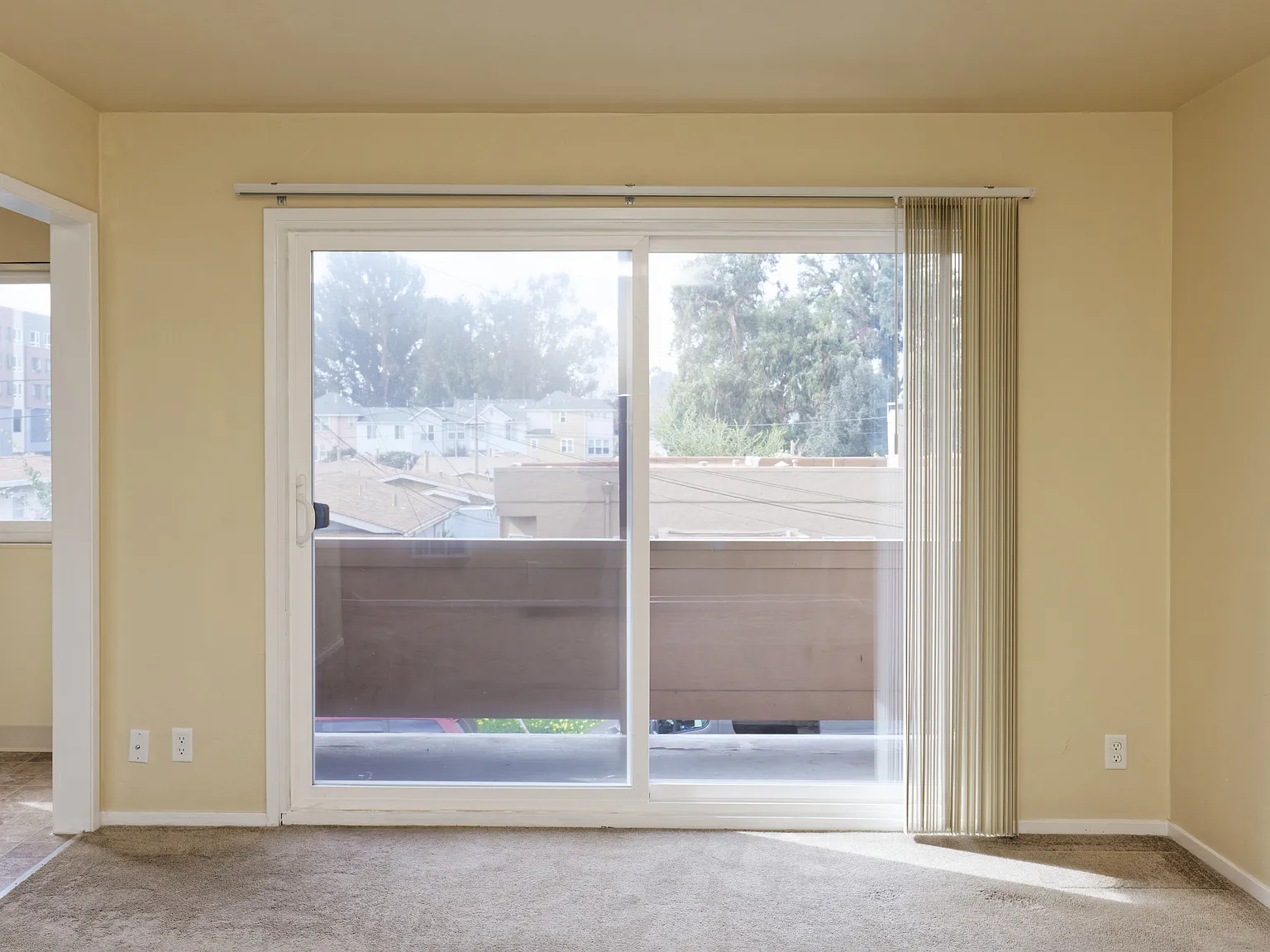 206 Chumalia St — Photo 4