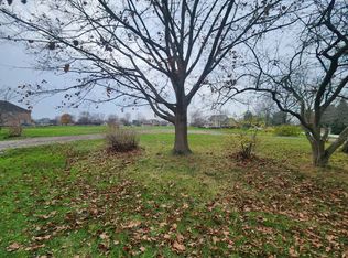 26114 S Victoria Ln, Crete, IL 60417