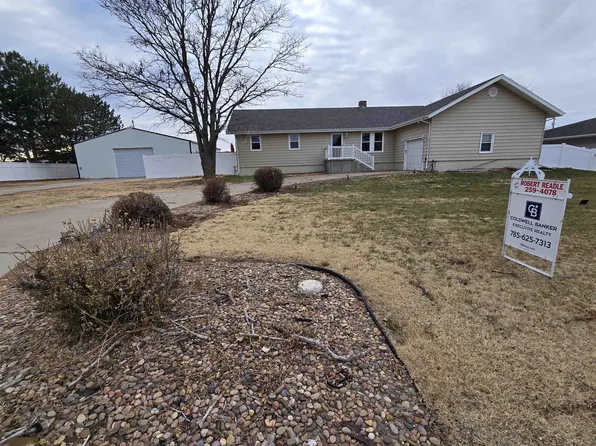 1812 Spruce St, Ellis, KS 67637