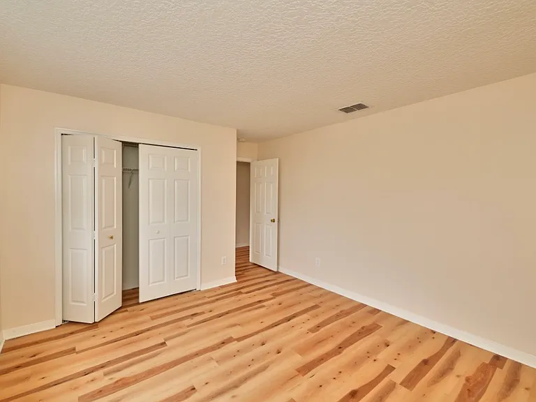 14983 Hawksmoor Run Cir — Photo 32