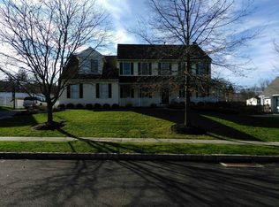 6 Cedarcrest Ct, Doylestown, PA 18901