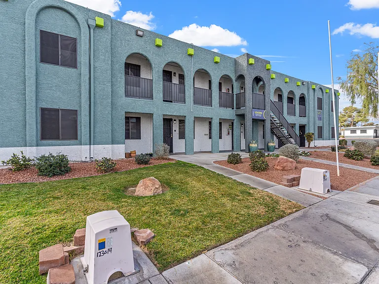 6-6441 Casada Way — Photo 8