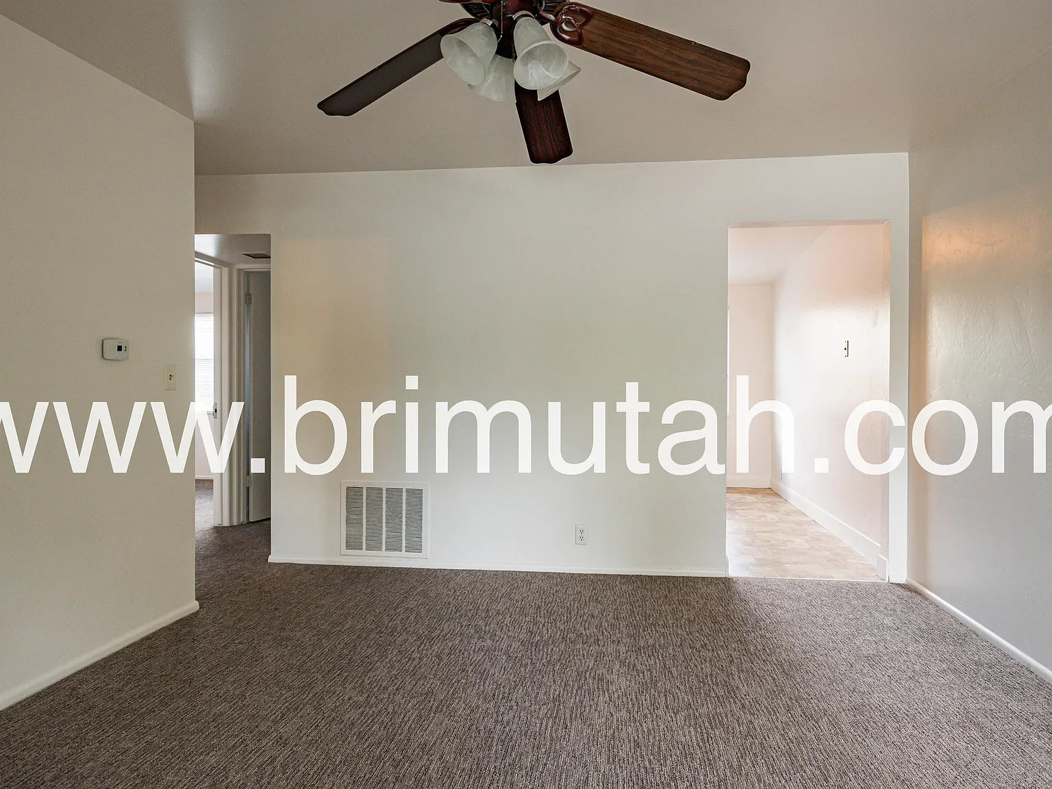 2241 E Laney Ave — Photo 2