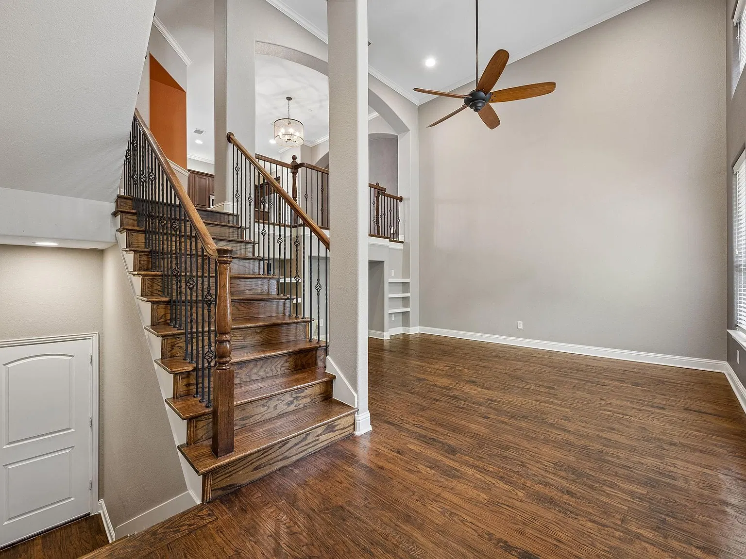 3 bed, 2.5 bath, 1796 sqft, $2,795 — Photo 1
