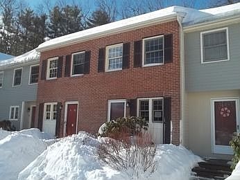 1st image of 724 Fox Hollow Dr