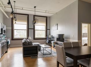 948 Main St UNIT 205, Waltham, MA 02451