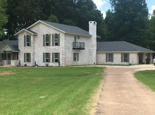 168 Country Ln, Holcomb, MS 38940