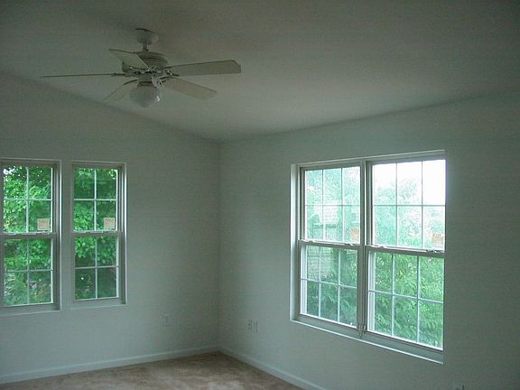 Roomy and light, MBR