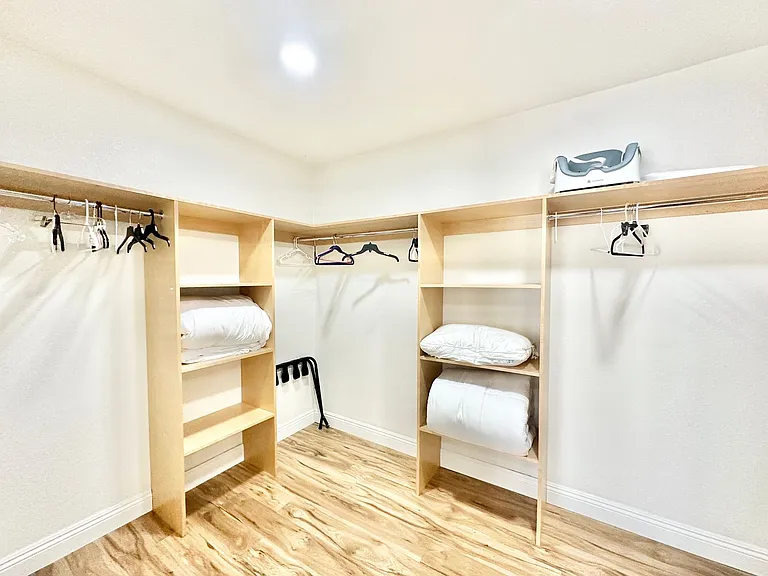 9431 W Lilac Rd #1 — Photo 37