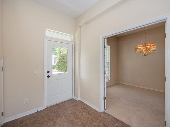 4th image of 114 Clayton Ave