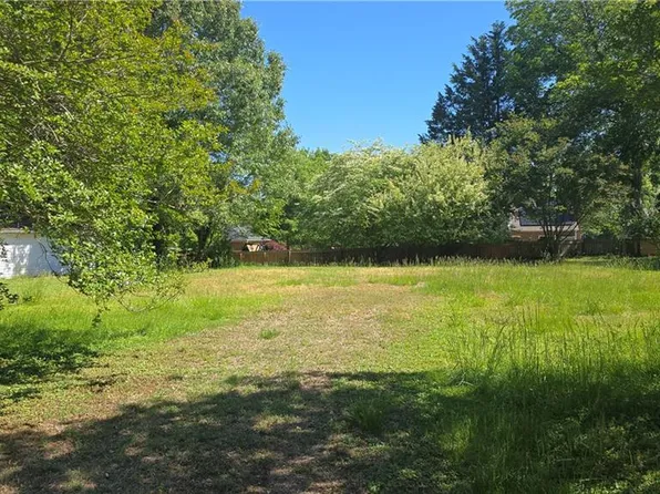 495 Neck O Land Rd, Williamsburg, VA 23185