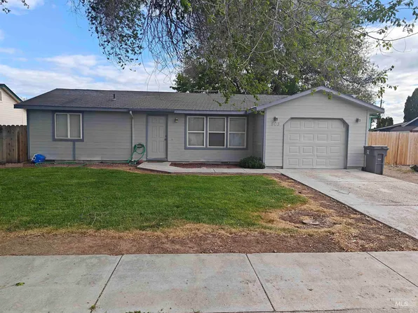 503 E Selway Dr, Homedale, ID 83628