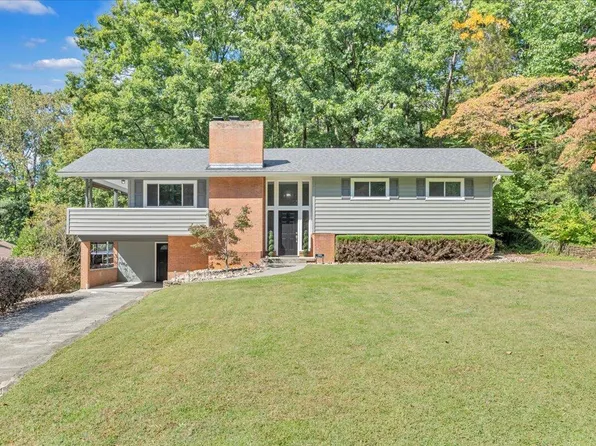 2801 Edgewood St SW, Roanoke, VA 24015