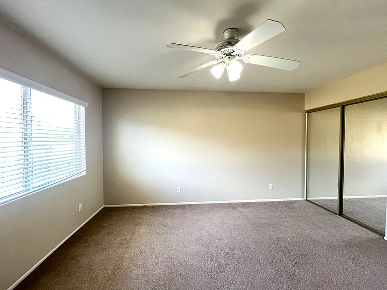 4130 Prairie Dunes Dr — Photo 29
