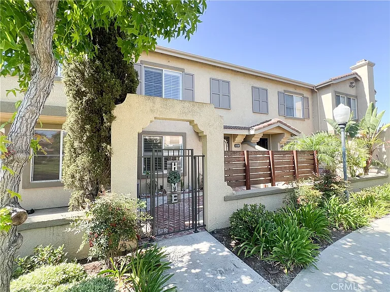 3321 E Penzance Ln #C — Photo 2