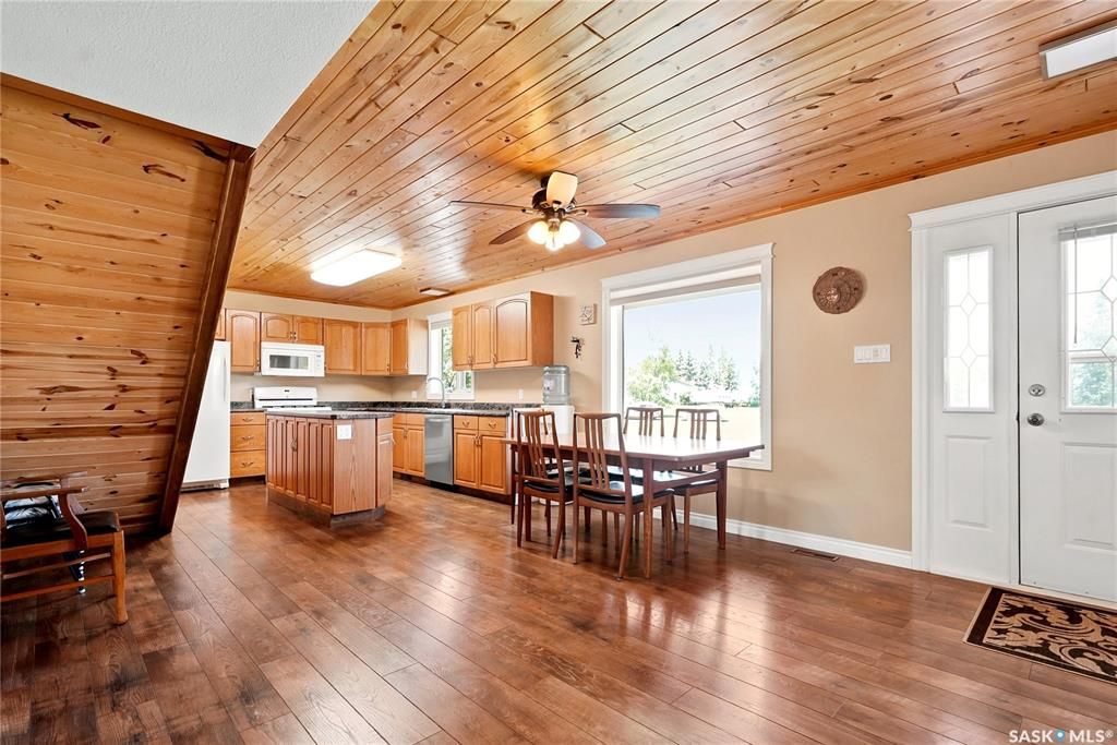 4 Marina DRIVE, Candle Lake, SK - More