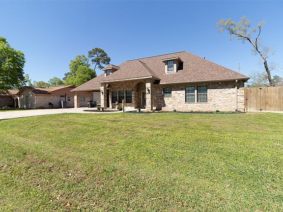 4th image of 2010 Eagle Point Rd