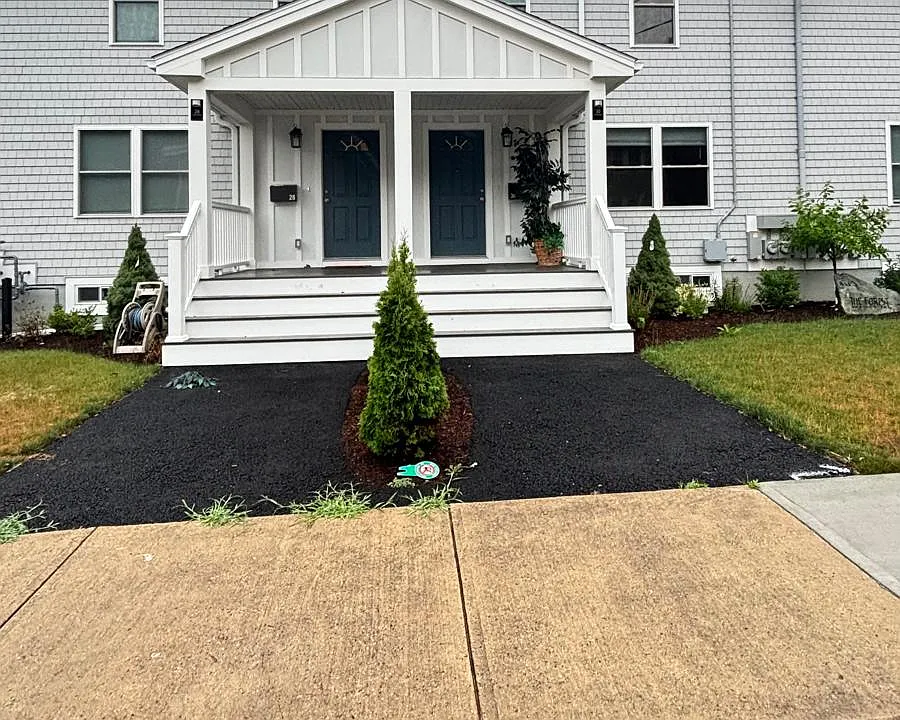 30 Forest Ave