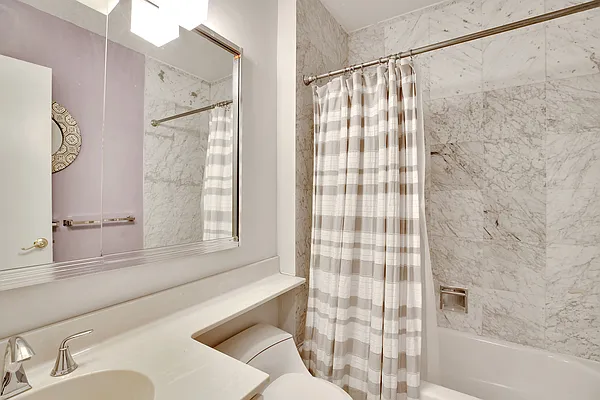 Sold by R New York | media 4