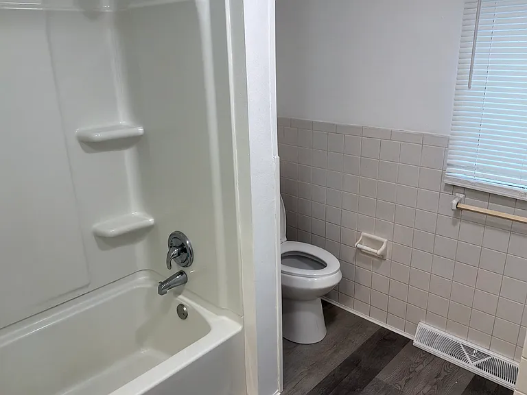 5020 Forest Park Pl #2 — Photo 18