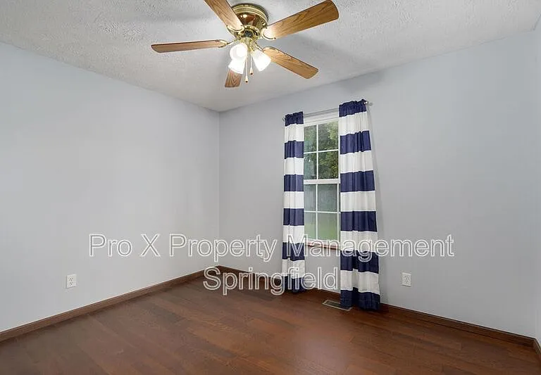 3119 W Water St — Photo 10