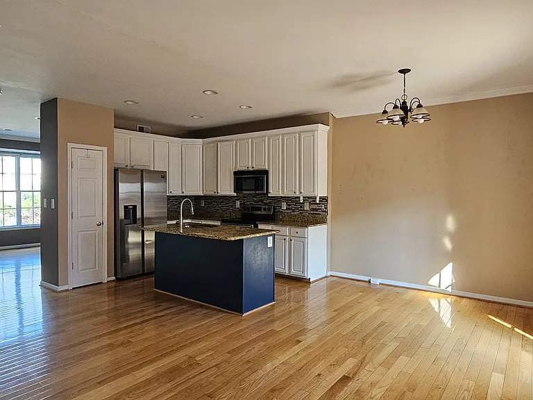 2501 Golden Harvest Ct — Photo 6
