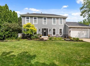 631 Ozier Dr, Batavia, IL