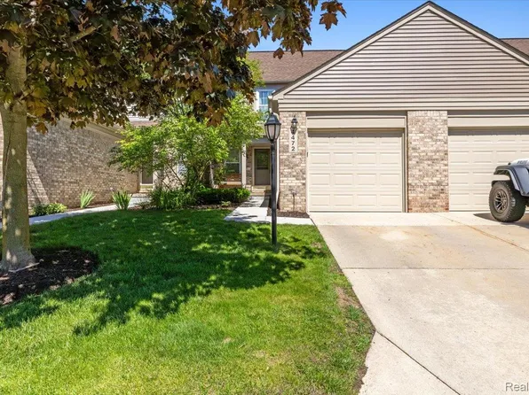 4472 Hunters Cir E, Canton, MI 48188