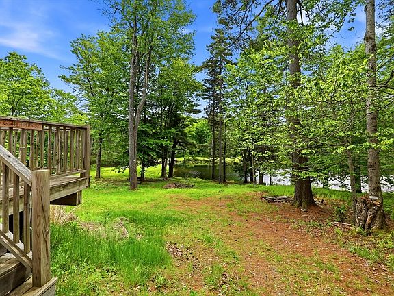 3rd image of 54 Papoose Lake Dr