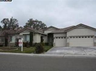 909 Cottrell Ct, Galt, CA 95632