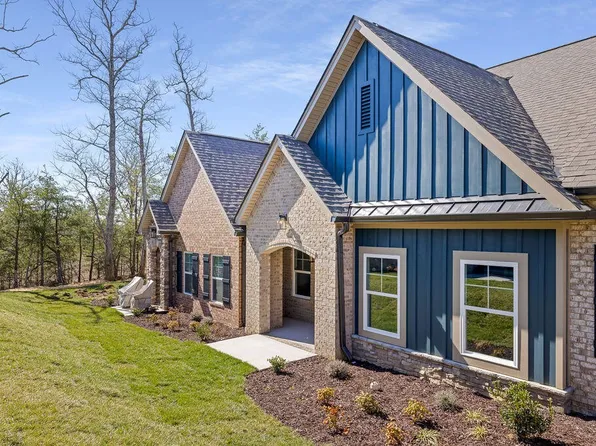92 Founding Way #20, Lookout Mountain, GA 30750