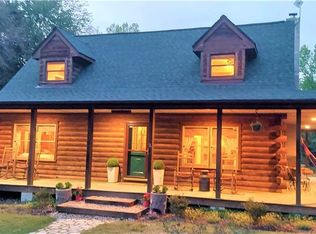 3986 Helmet Ln, Louisa, VA 23093