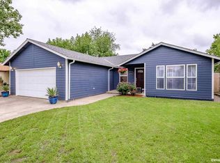 620 N 8th St, Aumsville, OR