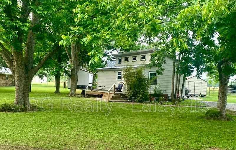 3 bed, 3.0 bath, 1400 sqft, $1,700 — Photo 2