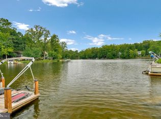 2026 Chadds Ford Dr, Reston, VA 20191