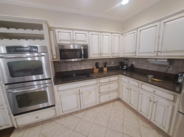 (undisclosed Address)