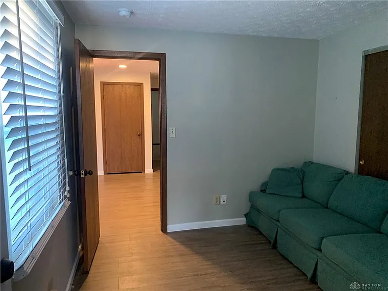 8770 Washington Colony Dr — Photo 12