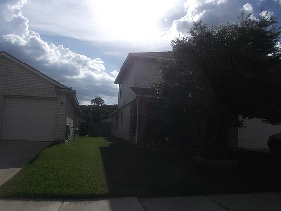 3rd image of 15819 Aldridge Creek Ct