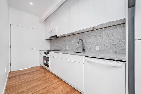 Rented by Nooklyn NYC LLC | media 27