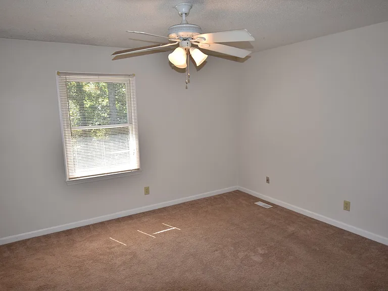 244 Wickford Ct — Photo 8