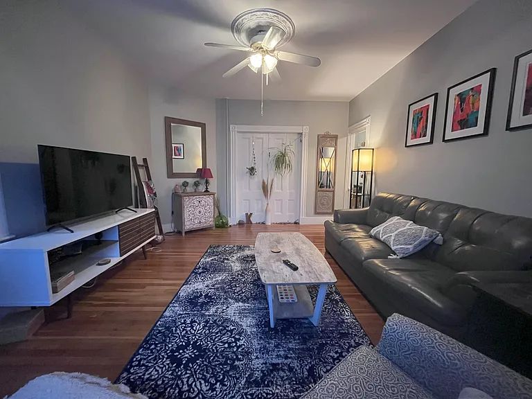 19 Marshall St #1 — Photo 4