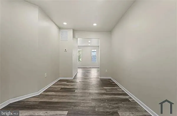 4 bed, $2,150 — Photo 4