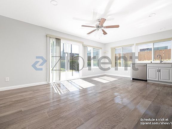 4th image of 10959 Bali Ln