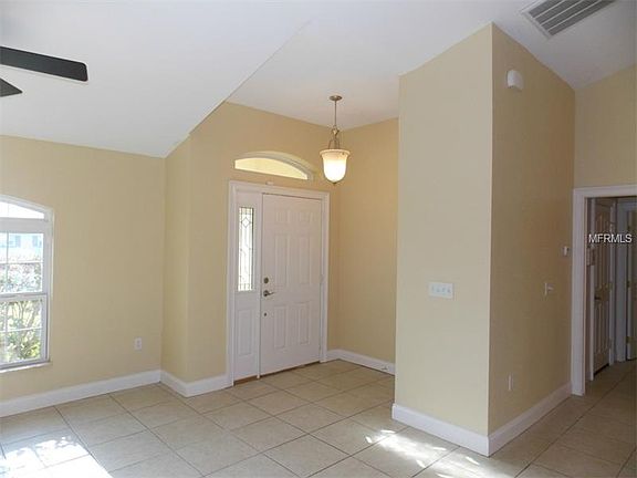 4th image of 1520 Stacy Dr