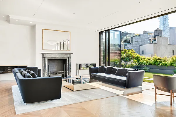 Sold by Compass | media 4