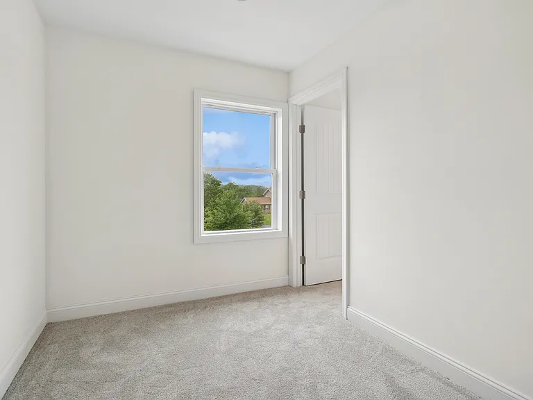 4 Sterling Dr — Photo 28
