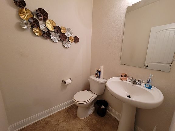 4th image of 5735 McKinney Fls
