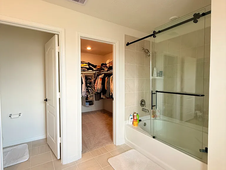 15707 Winter Heights Dr — Photo 6