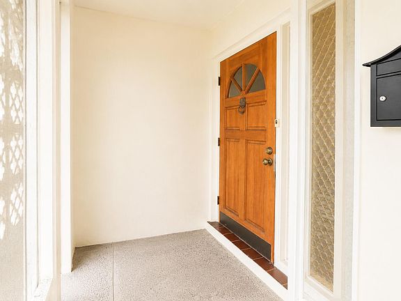 3rd image of 4911 NW 55th Street